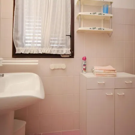 Nada Mit Terrasse By Interhome Апартаменты Пунат