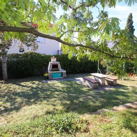 Nada Mit Terrasse By Interhome شقة بونات