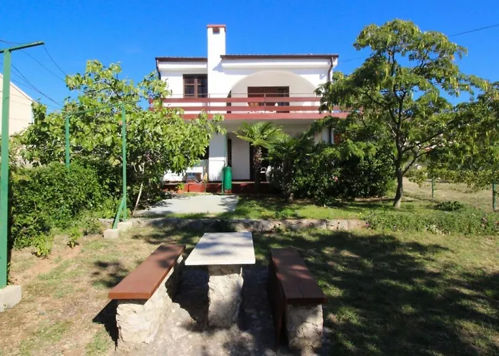 Nada Mit Terrasse By Interhome شقة بونات